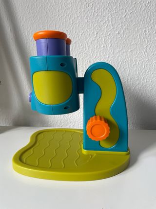 Microscopio y prismáticos infantiles