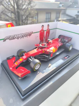 Ferrari SF21 Carlos Sainz 1:18