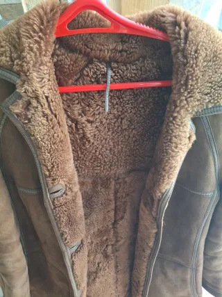 Abrigo piel de oveja marrón