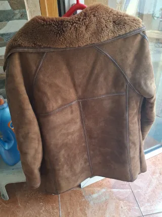 Abrigo piel de oveja marrón