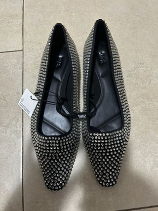 Bailarinas Zara pedrería negras y plateadas