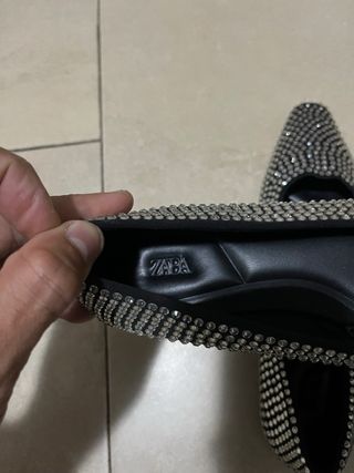 Bailarinas Zara pedrería negras y plateadas