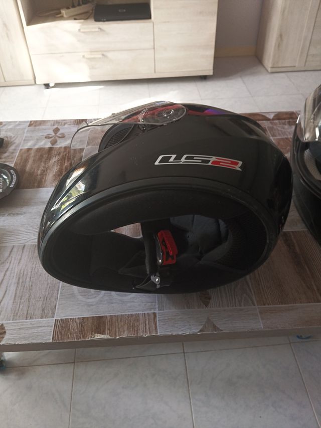 Cascos de moto LS2 negros