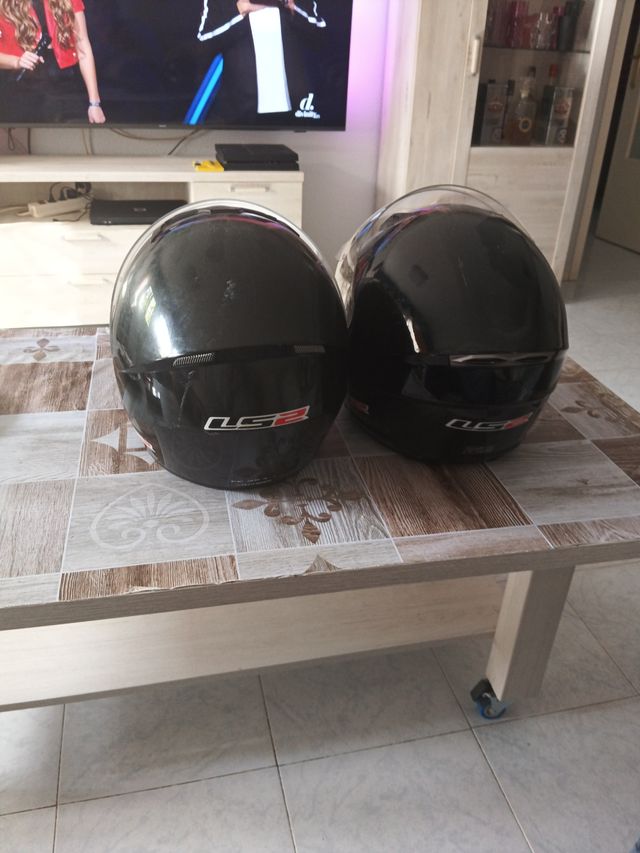 Cascos de moto LS2 negros