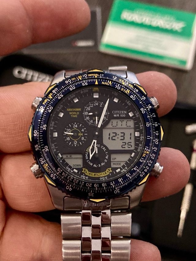 Reloj Citizen Nighthawk Blue Angels