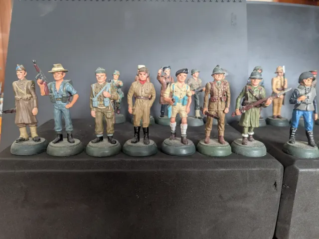 Lote 24 Soldados Plomo WWII