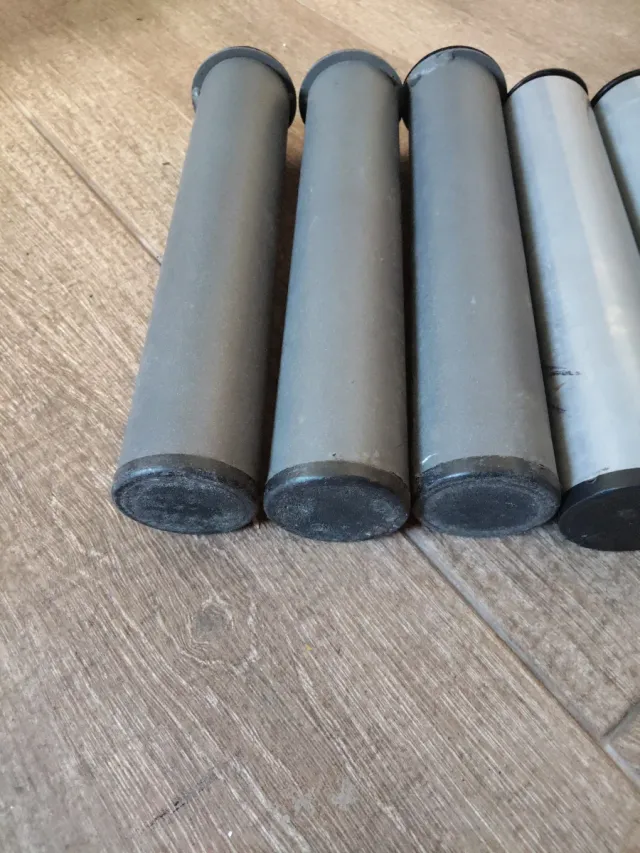 7-Accesorios patas de metal sommier