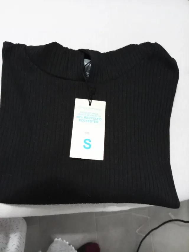 Sudadera con capucha negra Primark mujer
