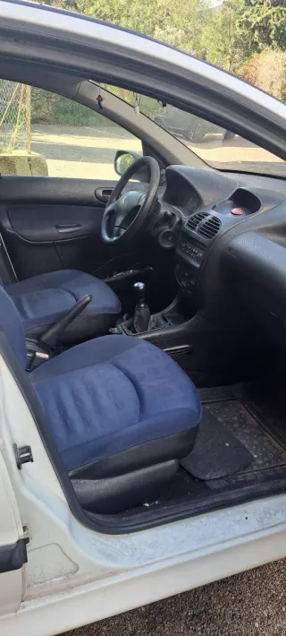 Peugeot 206 2002