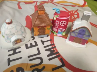 Set 4 casitas de juguete animales