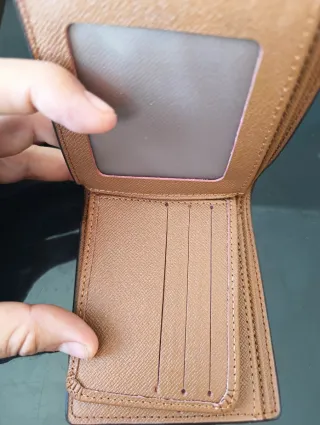 Cartera de piel para hombre nueva