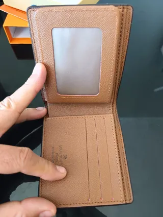 Cartera de piel para hombre nueva