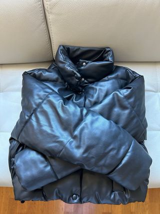 Chaqueta acolchada negra Zara
