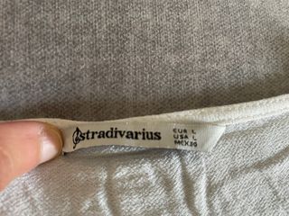 Blusa Stradivarius blanca manga larga