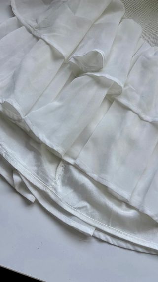 Falda blanca volantes talla S