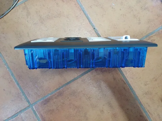 Puestonde trabajo SIMON para pared