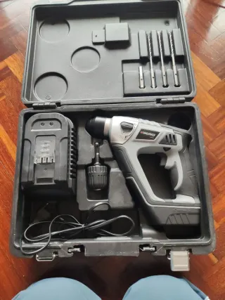 Taladro Percutor Werku WK402700 Batería
