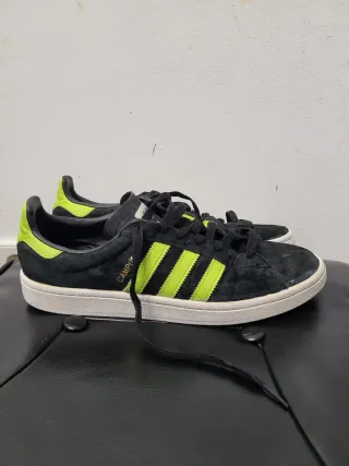 Lote de zapatillas Levi's,adidas, nike...