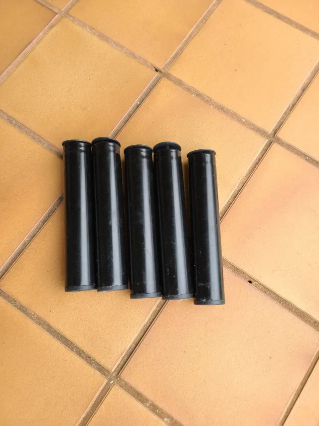 2 Somier 90x190 con patas.