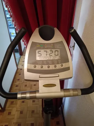 Bicicleta Estática BH Fitness ZTX