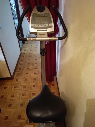 Bicicleta Estática BH Fitness ZTX