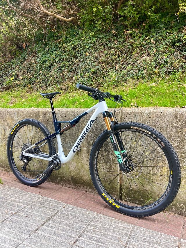 Orbea Oiz M10 Kashima CARBONO