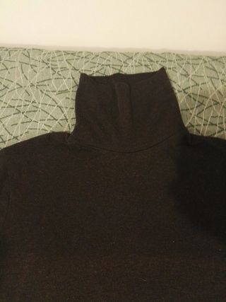 Blusa cuello alto talla S