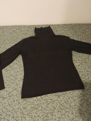 Blusa cuello alto talla S