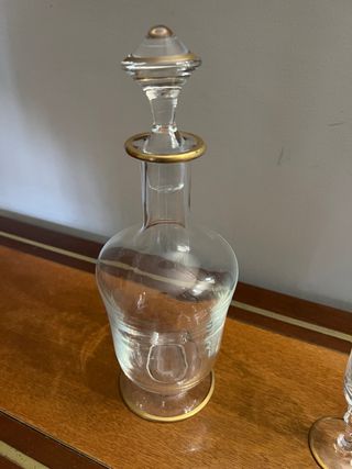 Set bottiglia e 7 bicchieri bordi d’orati 