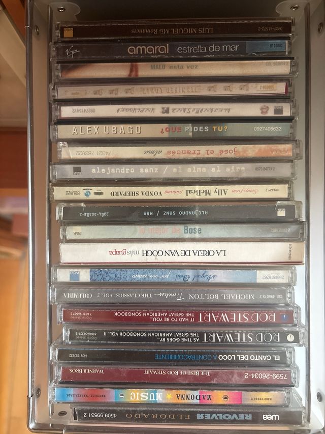 Lote de CDs de Música Variada a 1 Euro cada uno!