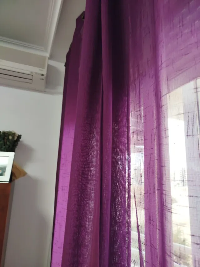 Cortinas de salón moradas