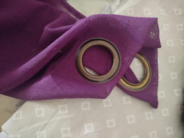 Cortinas de salón moradas