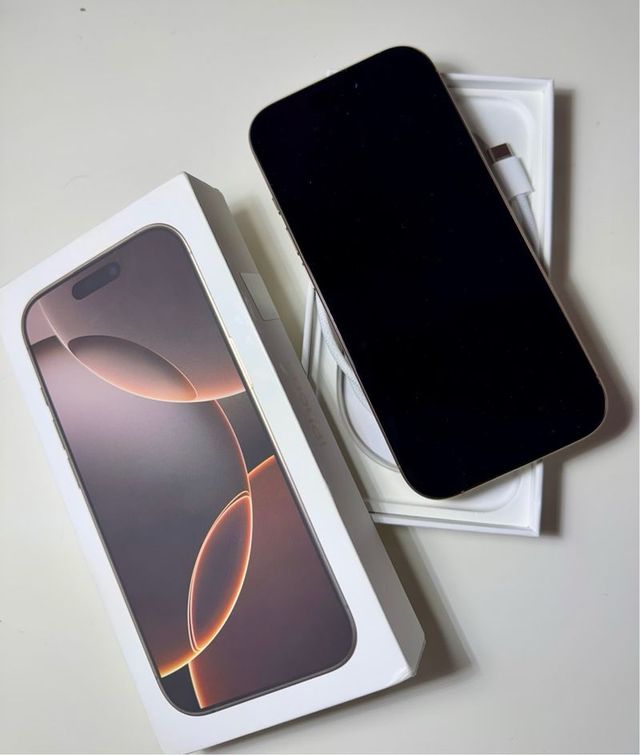 iPhone 16 Pro Max 256GB - COMO NUEVO