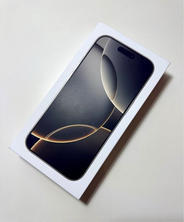 iPhone 16 Pro Max 256Gb / PRECINTADO