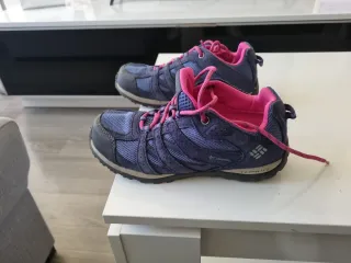 Zapatillas senderismo Columbia azules y rosas