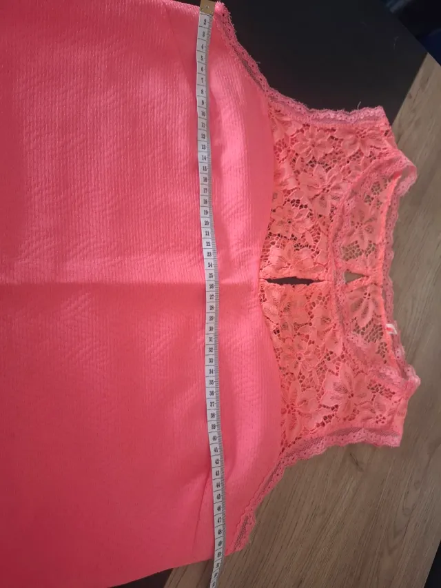 Vestido de verano con encaje