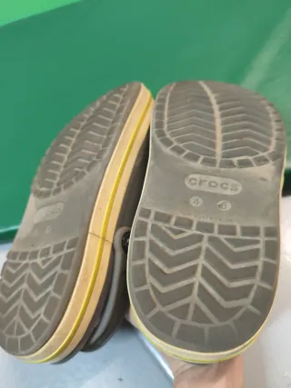 Crocs niño Talla 36/37 Gris