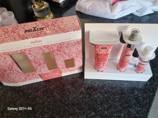 Prady YANI Set Colonia y Gel Ducha