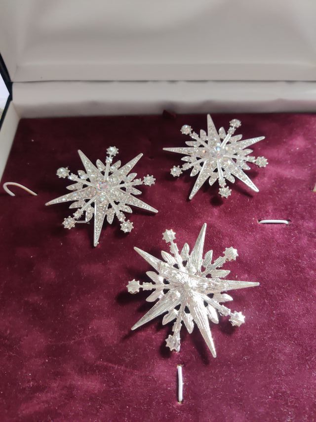 Conjunto 3 broches estrella plateados