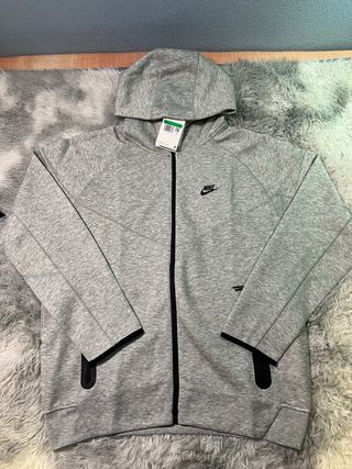 Sudadera Nike Tech Fleece Gris