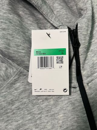 Sudadera Nike Tech Fleece Gris