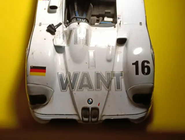 Maqueta BMW V12 LMR 1/18 Kyosho