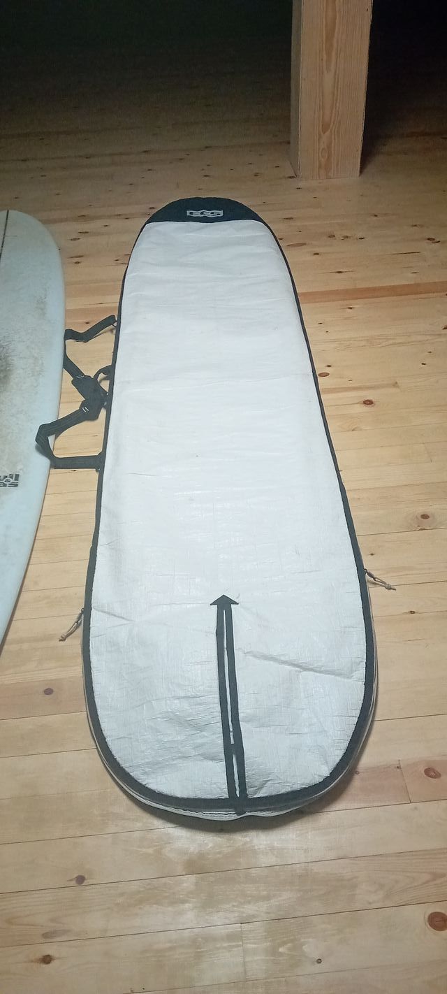 Tabla de surf longboard con accesorios