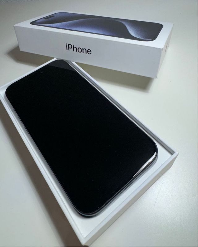 iPhone 15 Pro 128GB - COMO NUEVO