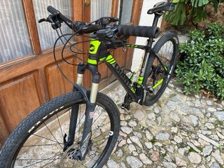 Bicicleta MTB Giant