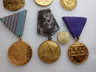 Lote Medallas Yugoslavas Antiguas