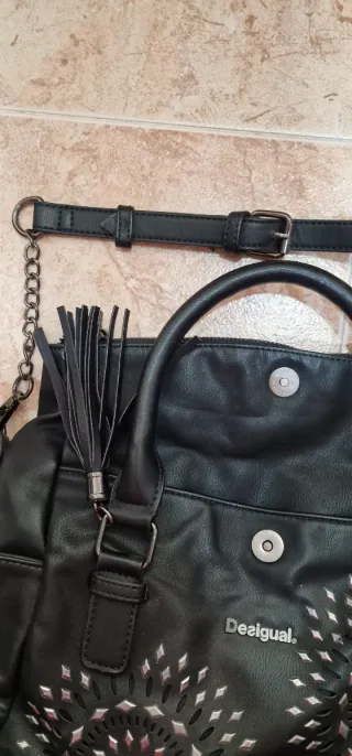 Bolso Desigual Negro/Burdeos Original Troquelado