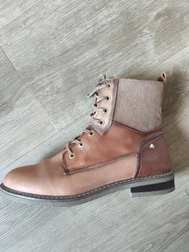 Botín Pikolinos mujer cordones