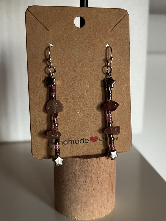 Pendientes artesanales en Rosa y chips cuarzo rosa