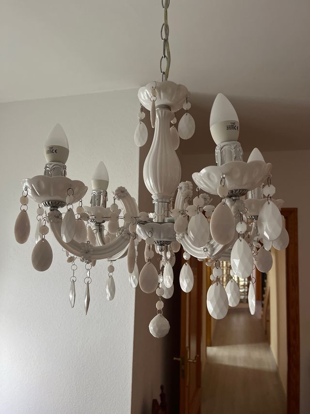 Lámpara colgante de cristal y metal